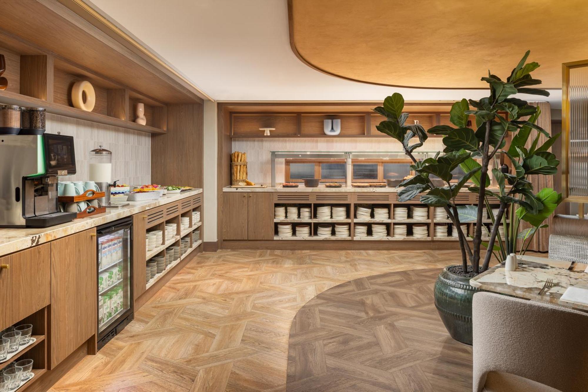 Mercure London Earls Court Экстерьер фото